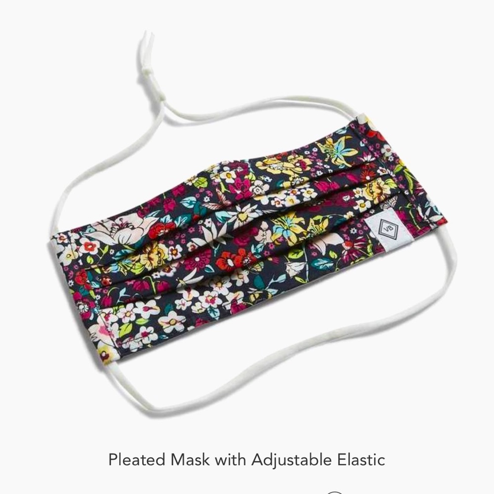 NWT Vera Bradley Adjustable Face Mask